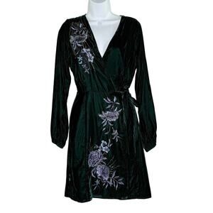 Hope & Ivy Embroidered Velvet True Wrap Mini Dress 10 NEW Forest Green Floral